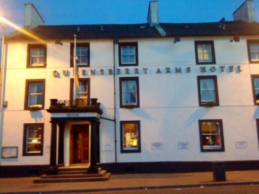 Queensberry Arms Hotel Annan Eksteriør billede
